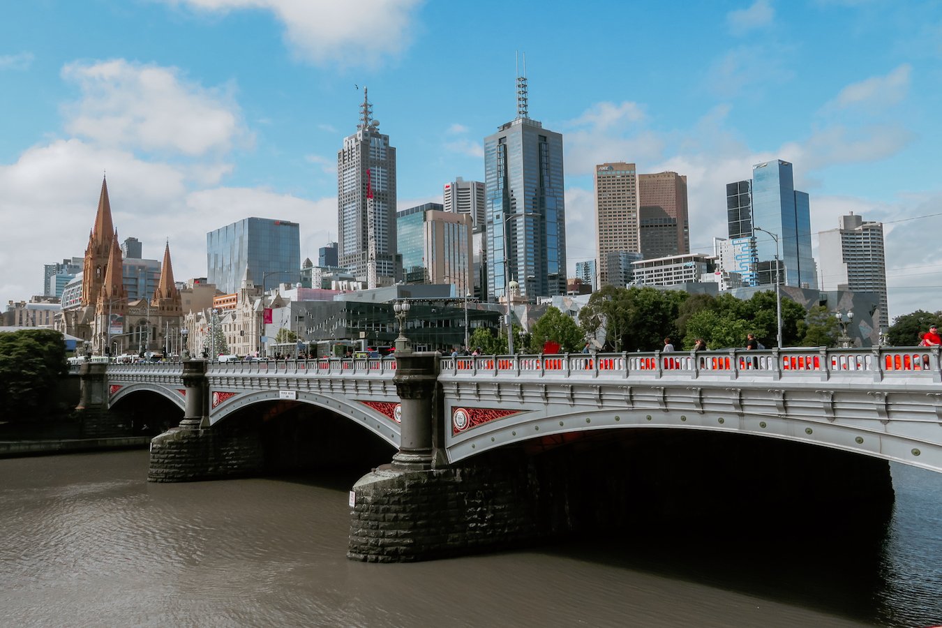 melbourne from a bridge 